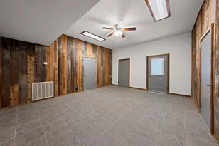 109 Debra Ln, Hunt, TX 78024 - Photo 7