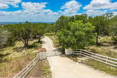 4568 Fm 2828, Bandera, TX 78003 - Photo 11