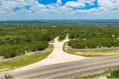 4568 Fm 2828, Bandera, TX 78003 - Photo 13