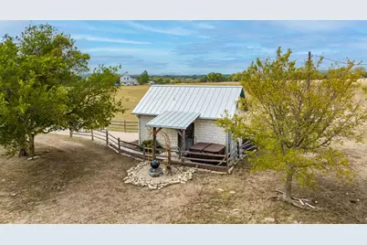 237 Twisted Timbers Rd, Fredericksburg, TX 78624 - Photo 5