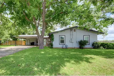 599 E Highway St, Fredericksburg, TX 78624 - Photo 25