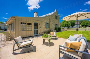 419 W San Antonio St, Fredericksburg, TX 78624 - Photo 31