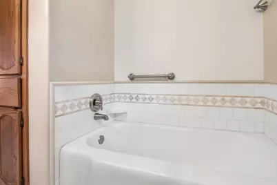 111 Beverly Dr, Fredericksburg, TX 78624 - Photo 11