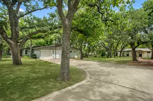 111 Beverly Dr, Fredericksburg, TX 78624 - Photo 33