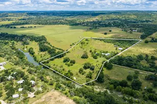 341 River View Rd, Fredericksburg, TX 78624 - Photo 1