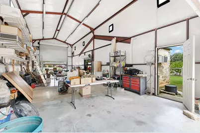 101 E Grothe St, Fredericksburg, TX 78624 - Photo 35