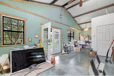 101 E Grothe St, Fredericksburg, TX 78624 - Photo 37