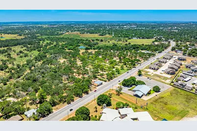 1709 N Llano St, Fredericksburg, TX 78624 - Photo 11