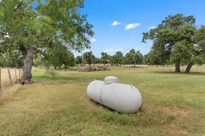 11902 Lower Crabapple Rd, Fredericksburg, TX 78624 - Photo 13