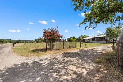 11902 Lower Crabapple Rd, Fredericksburg, TX 78624 - Photo 3