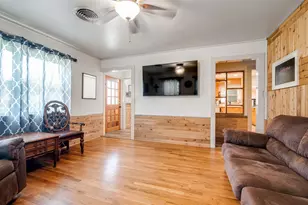 510 S Columbus, Fredericksburg, TX 78624 - Photo 11