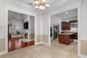 408 W Creek St, Fredericksburg, TX 78624 - Photo 9