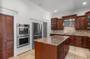 408 W Creek St, Fredericksburg, TX 78624 - Photo 11