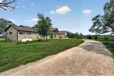 113 Jayhawk Ct., Burnet, TX 78611 - Photo 9