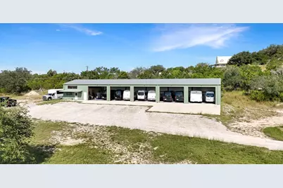 37 Royal Oaks Loop, Fredericksburg, TX 78624 - Photo 3