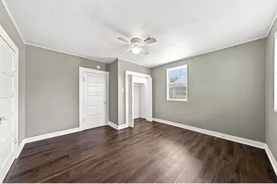 204 Davis Street, Kerrville, TX 78028 - Photo 13