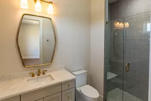 26 Lago Vista Dr, Fredericksburg, TX 78624 - Photo 17