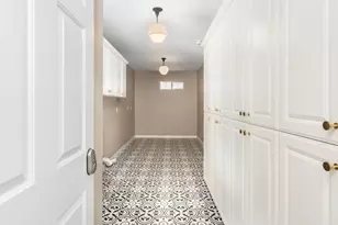 803 N Bowie, Fredericksburg, TX 78624 - Photo 23