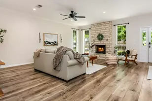 803 N Bowie, Fredericksburg, TX 78624 - Photo 5