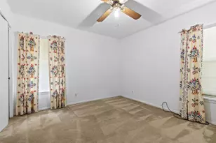 308 Tanglewood Dr, Fredericksburg, TX 78624 - Photo 9