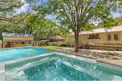 308 Tanglewood Dr, Fredericksburg, TX 78624 - Photo 5
