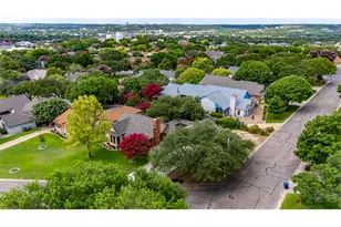 1445 N Gloucester Point, Kerrville, TX 78028 - Photo 29