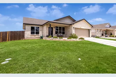 912 Smokey Oak Dr, Fredericksburg, TX 78624 - Photo 3