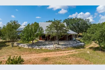 394 Ropes End Trl, Fredericksburg, TX 78624 - Photo 3