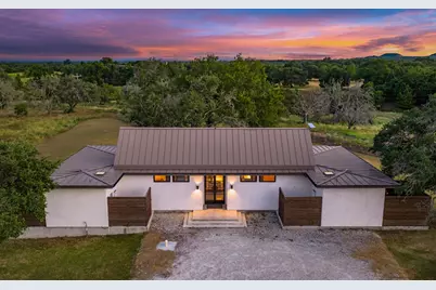 625 Triple Creek Rd, Fredericksburg, TX 78624 - Photo 3