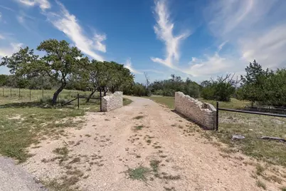 622 Paradise Ranch Rd, Fredericksburg, TX 78624 - Photo 53