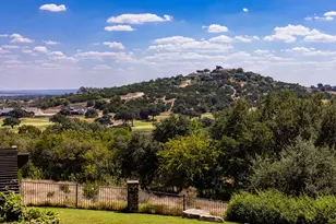 3613 Ranch View Ct, Kerrville, TX 78028 - Photo 3