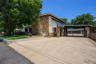 311 S Crockett St, Fredericksburg, TX 78624 - Photo 57
