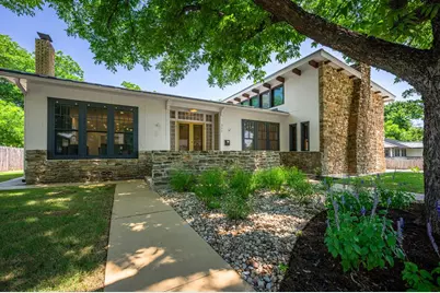 311 S Crockett St, Fredericksburg, TX 78624 - Photo 1