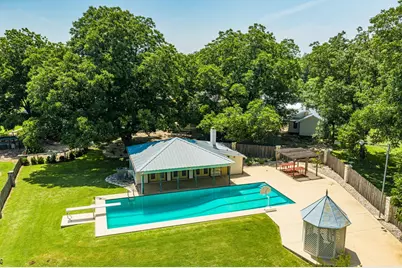 311 S Crockett St, Fredericksburg, TX 78624 - Photo 59