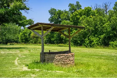 311 S Crockett St, Fredericksburg, TX 78624 - Photo 63