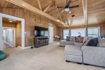 1009 W Main St, Kerrville, TX 78028 - Photo 21