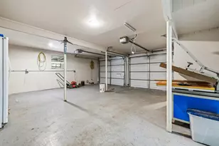 1009 W Main St, Kerrville, TX 78028 - Photo 43