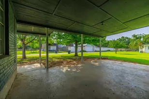 114 N Crestwood Dr, Fredericksburg, TX 78624 - Photo 5
