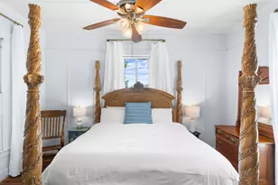 307 S Creek St, Fredericksburg, TX 78624 - Photo 15