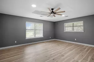 5078 Friedrich Rd, Fredericksburg, TX 78624 - Photo 13