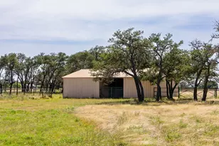 5078 Friedrich Rd, Fredericksburg, TX 78624 - Photo 27