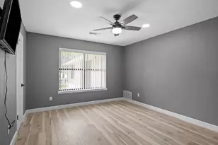 5078 Friedrich Rd, Fredericksburg, TX 78624 - Photo 19
