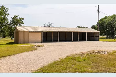 5078 Friedrich Rd, Fredericksburg, TX 78624 - Photo 25