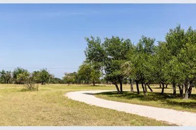 5078 Friedrich Rd, Fredericksburg, TX 78624 - Photo 39