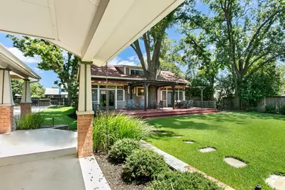 404 N Pecan St, Fredericksburg, TX 78624 - Photo 33