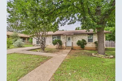 328 Glenmoor Dr, Fredericksburg, TX 78624 - Photo 1