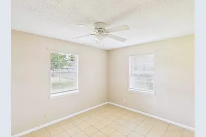 328 Glenmoor Dr, Fredericksburg, TX 78624 - Photo 21