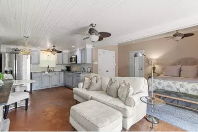 208 W Schubert St, Fredericksburg, TX 78624 - Photo 35