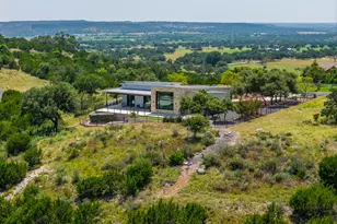 20 N Spies Ridge Dr, Fredericksburg, TX 78624 - Photo 3