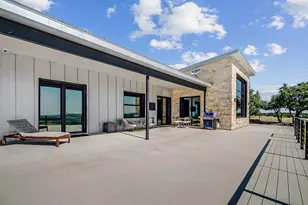 20 N Spies Ridge Dr, Fredericksburg, TX 78624 - Photo 7